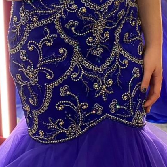 Vienna Prom/Pageant Dress Size 2. Royal Blue/Purple. - Picture 3 of 4